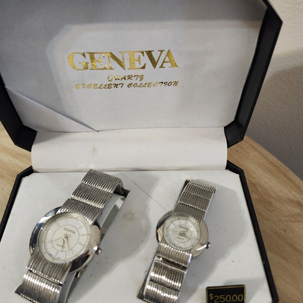 Geneva Silver Men's Watch Set (Not Working)